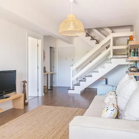 Vita Portucale ! Costa Caparica Duplex Sea View * Almada