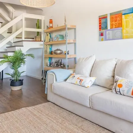 Vita Portucale ! Costa Caparica Duplex Sea View *